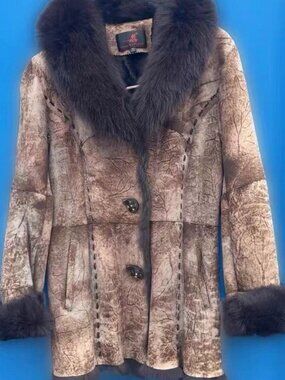Red Dragonfly Rabbit Fur Coat with Fox Fur Collar – Size L